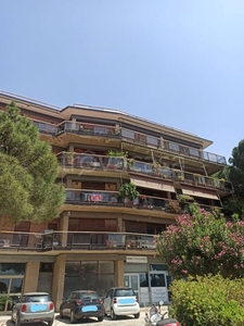 Appartamento in vendita a Messina strada Panoramica dello Stretto, 1000