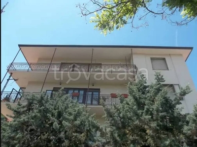 Appartamento in vendita a Nocera Umbra via Francesco Redi, snc, snc