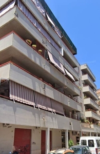 Appartamento in vendita a Palermo via ammirglio persano
