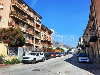 Appartamento in vendita a Palermo via Belvedere, 2