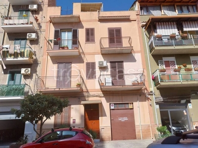 Appartamento in vendita a Palermo via Brancaccio, 6/d