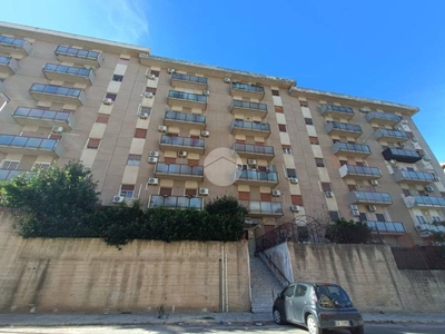 Appartamento in vendita a Palermo via Bronte, 74