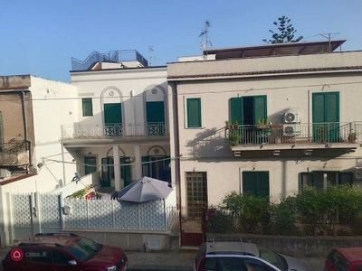 Appartamento in vendita a Palermo via carbone