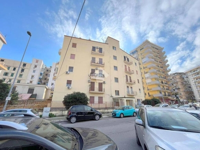 Appartamento in vendita a Palermo via Cataldo Parisio, 112