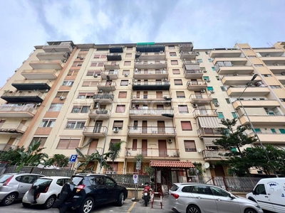 Appartamento in vendita a Palermo via Cesare Bione, 5