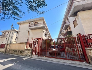 Appartamento in vendita a Palermo via Chiaravelli, 4