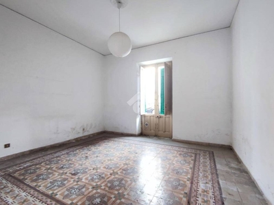 Appartamento in vendita a Palermo via conte federico, 100