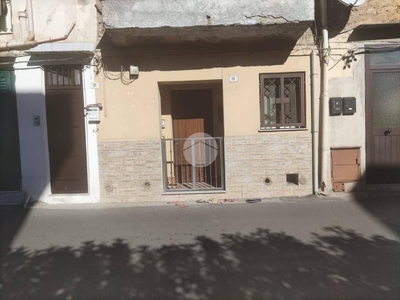 Appartamento in vendita a Palermo via Cruillas, 89