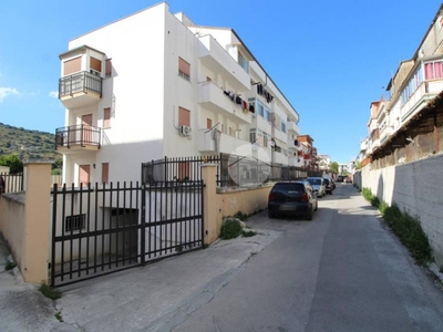 Appartamento in vendita a Palermo via Damiano Macaluso, 32