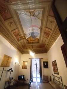 Appartamento in vendita a Palermo via Dante, 33