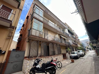 Appartamento in vendita a Palermo via della Visitazione, 9