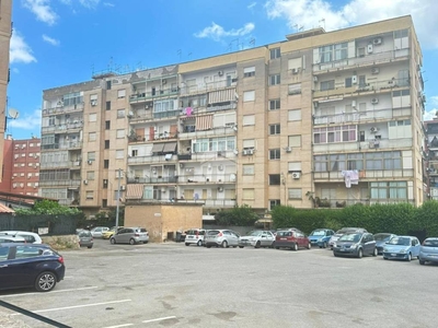 Appartamento in vendita a Palermo via dello Spinone, 3
