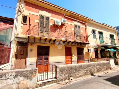 Appartamento in vendita a Palermo via dietro la parrocchia, 40