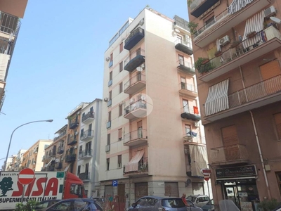 Appartamento in vendita a Palermo via Domenico Lancia di Brolo, 59