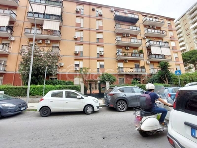 Appartamento in vendita a Palermo via Domenico Lancia di Brolo