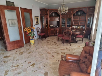 Appartamento in vendita a Palermo via Domenico Tempio