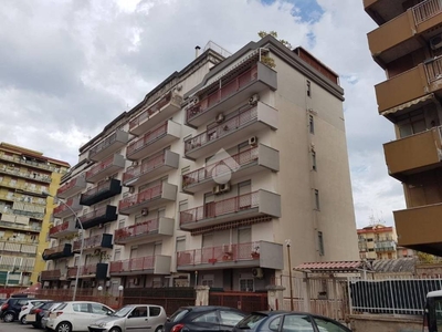 Appartamento in vendita a Palermo via enrico hassan, 12
