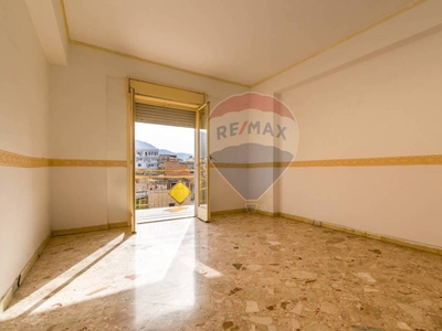 Appartamento in vendita a Palermo via Francesco Panzera, 53