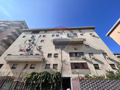 Appartamento in vendita a Palermo via g. Funaioli, 5