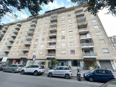 Appartamento in vendita a Palermo via Gino Zappa