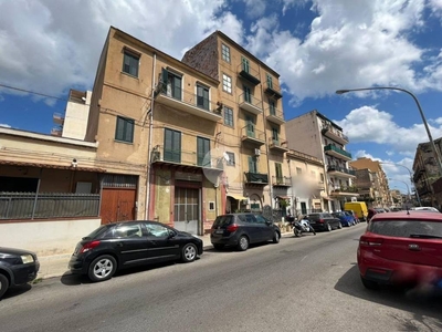 Appartamento in vendita a Palermo via Giovanni evangelista di Blasi, 41