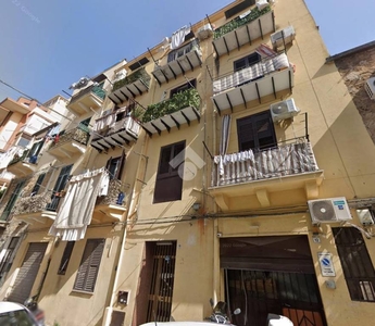Appartamento in vendita a Palermo via Giuseppe Crispi, 10