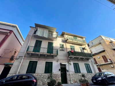 Appartamento in vendita a Palermo via Letterio Lizio Bruno, 6