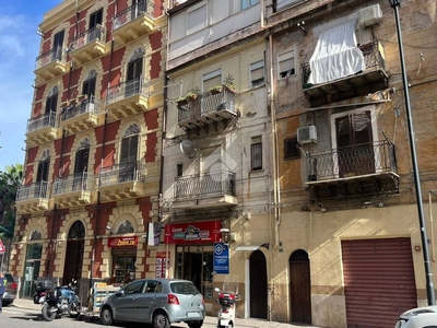 Appartamento in vendita a Palermo via Oreto, 116
