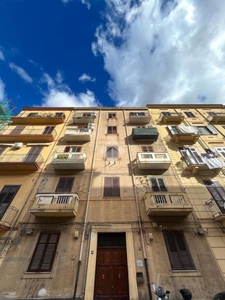 Appartamento in vendita a Palermo via Paolo Emiliani Giudici, 32