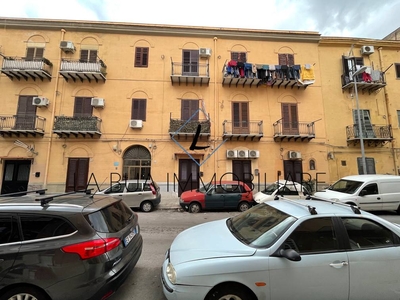 Appartamento in vendita a Palermo via Ruggero Loria, 51