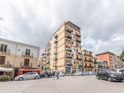 Appartamento in vendita a Palermo via Ruggerone da Palermo, 5