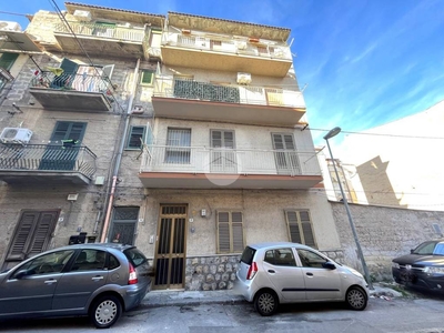 Appartamento in vendita a Palermo via Salso, 17