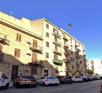 Appartamento in vendita a Palermo via Salvatore Salomone Marino, 41
