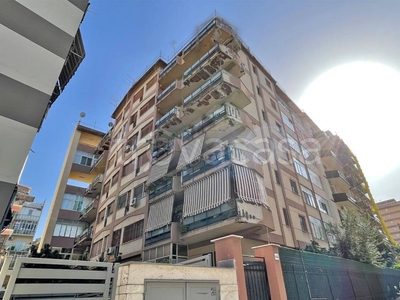 Appartamento in vendita a Palermo via Sardegna, 46