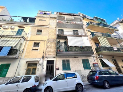 Appartamento in vendita a Palermo via Scillato, 18
