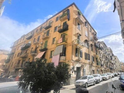 Appartamento in vendita a Palermo via Tommaso aversa, 108