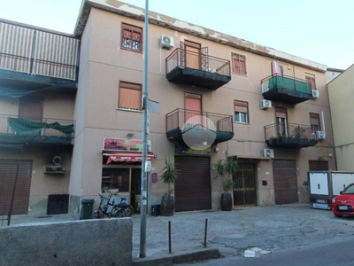 Appartamento in vendita a Palermo via trabucco, 123