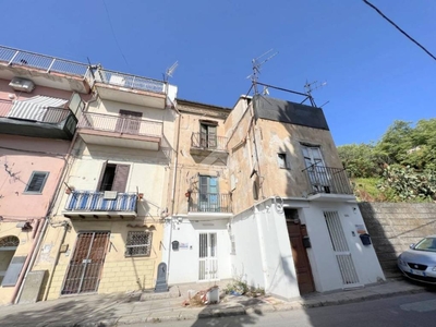 Appartamento in vendita a Palermo via Umberto Maddalena, 236