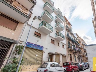 Appartamento in vendita a Palermo via Vincenzo di Pavia