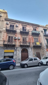 Appartamento in vendita a Palermo via Vito la Mantia, 50