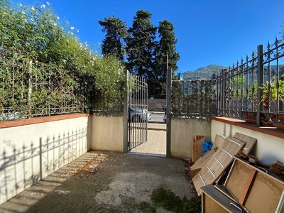 Appartamento in vendita a Palermo viale del Fante, 88