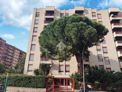 Appartamento in vendita a Palermo viale Regione Siciliana Sud Est, 4890
