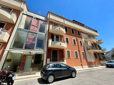Appartamento in vendita a Partinico via Belluno