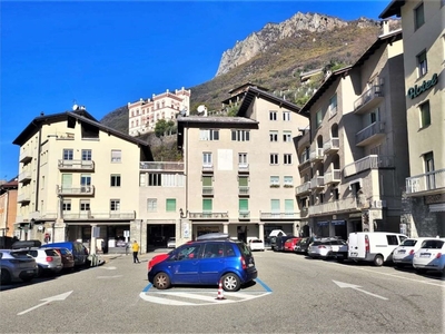 Appartamento in vendita a Pont-Saint-Martin piazza IV Novembre