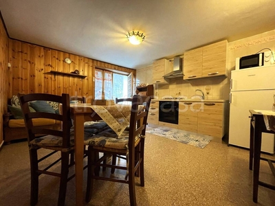 Appartamento in vendita a Pontboset frazione La Place, 36