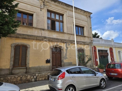 Appartamento in vendita a Quartu Sant'Elena via Dante Alighieri, 79