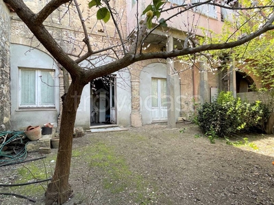 Appartamento in vendita a Quartu Sant'Elena via Gabriele d'Annunzio, 14
