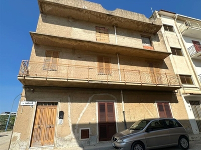 Appartamento in vendita a Ribera via Bellavia 54
