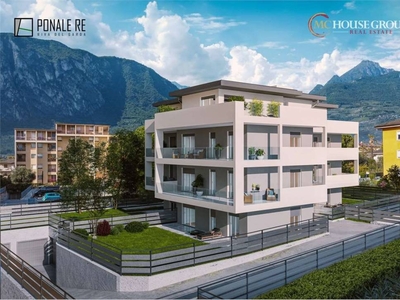Appartamento in vendita a Riva del Garda viale Trento, 61