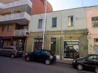 Appartamento in vendita a Sassari via Grazia Deledda